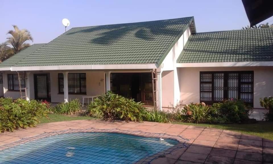 Sea Park Beach House Port Shepstone Zewnętrze zdjęcie