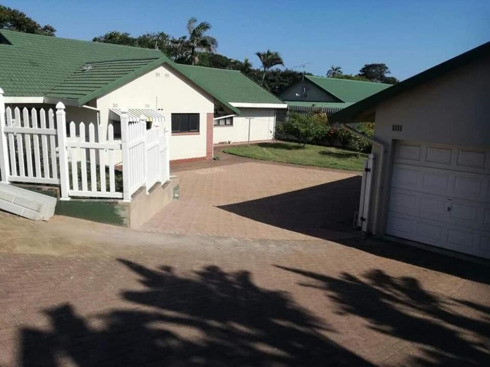 Sea Park Beach House Port Shepstone Zewnętrze zdjęcie